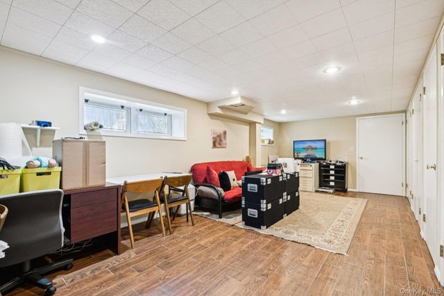 168 Glenmore Street, East Williston, NY 11596