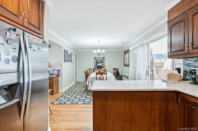 168 Glenmore Street, East Williston, NY 11596