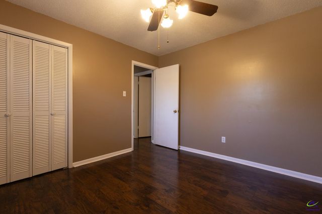 110 Stonefield Court, Warner Robins, GA 31093