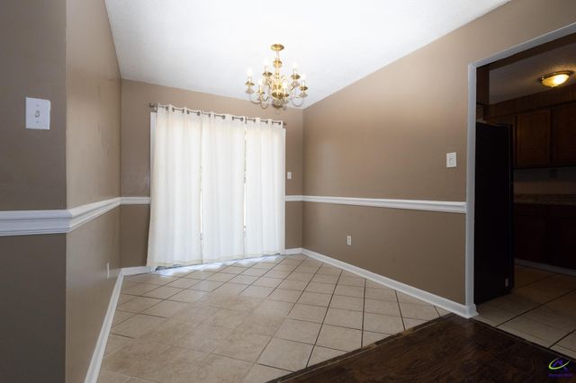 110 Stonefield Court, Warner Robins, GA 31093