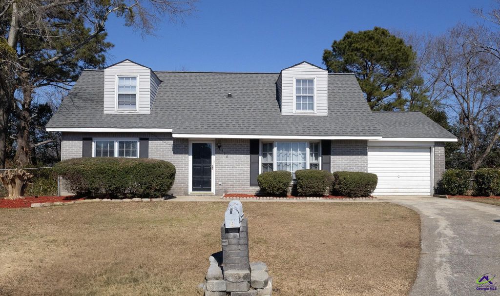 110 Stonefield Court, Warner Robins, GA 31093