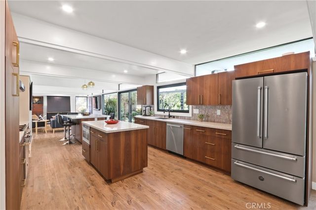 5651 Burlingame Avenue, Buena Park, CA 90621