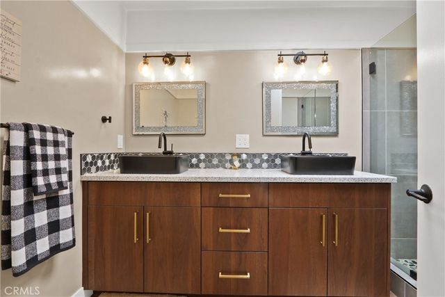5651 Burlingame Avenue, Buena Park, CA 90621