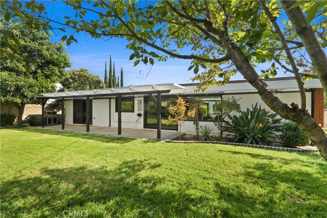 5651 Burlingame Avenue, Buena Park, CA 90621