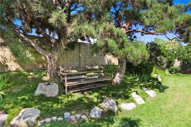 5651 Burlingame Avenue, Buena Park, CA 90621