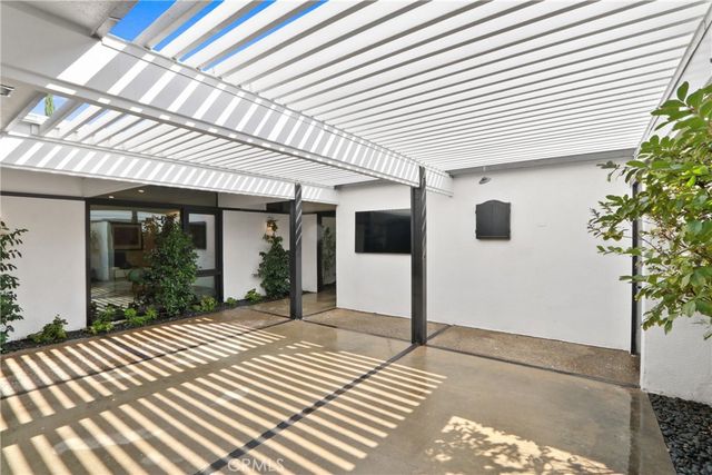 5651 Burlingame Avenue, Buena Park, CA 90621