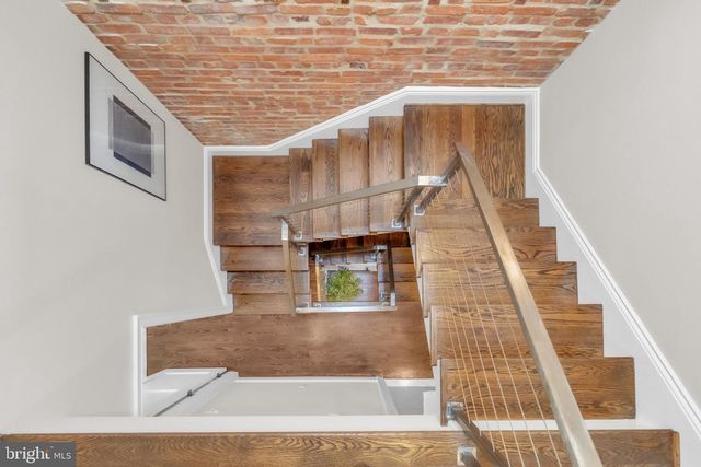 225 R ST NW, Washington, DC 20001