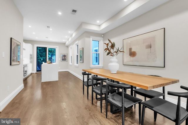 225 R ST NW, Washington, DC 20001