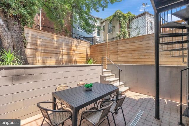 225 R ST NW, Washington, DC 20001