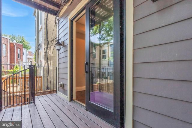 225 R ST NW, Washington, DC 20001
