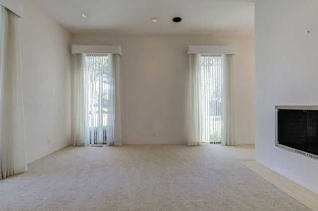 9602 Savannah Avenue, Lubbock, TX 79424