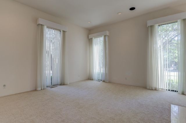 9602 Savannah Avenue, Lubbock, TX 79424