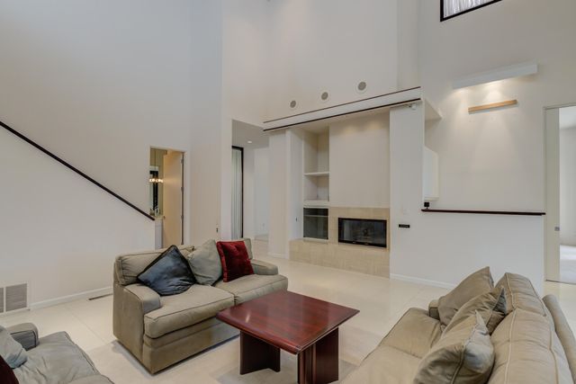 9602 Savannah Avenue, Lubbock, TX 79424