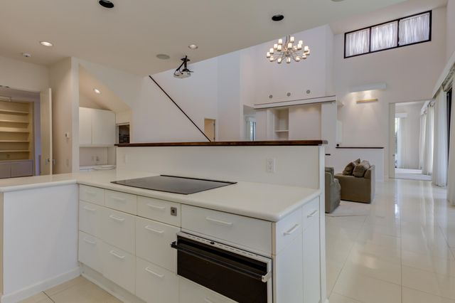 9602 Savannah Avenue, Lubbock, TX 79424