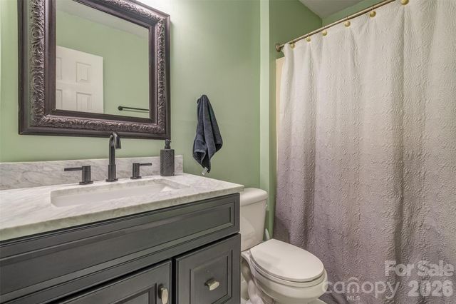 540 Britton Creek Drive, Hendersonville, NC 28791