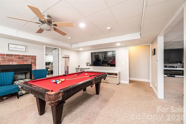 1718 30th Avenue Place NE, Hickory, NC 28601