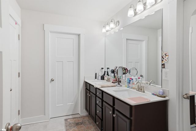 228 Bank Swallow Way, Simpsonville, SC 29680