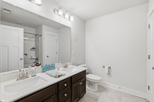 228 Bank Swallow Way, Simpsonville, SC 29680