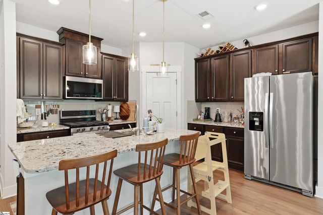228 Bank Swallow Way, Simpsonville, SC 29680