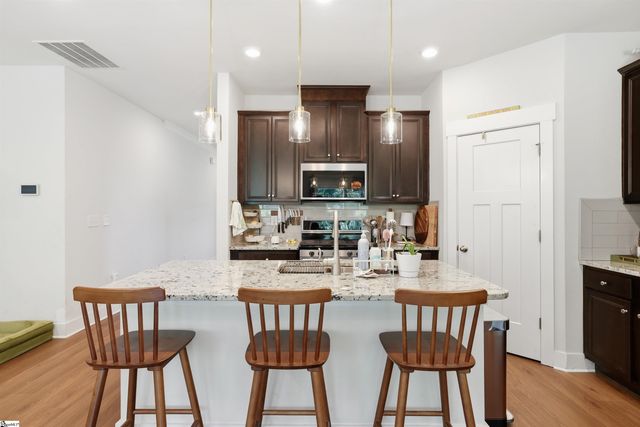 228 Bank Swallow Way, Simpsonville, SC 29680