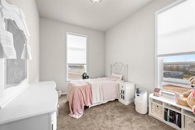 962 Margarets Way, Belleville, WI 53508