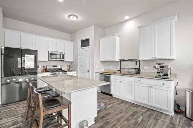 962 Margarets Way, Belleville, WI 53508