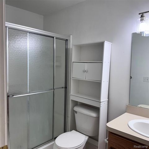 4067 Elizabeth Avenue 164, Canton, MI 48188