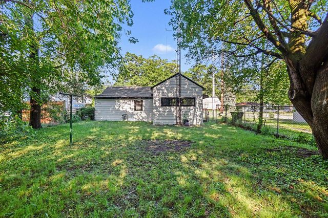 2484 Lincoln Street, Muskegon, MI 49441