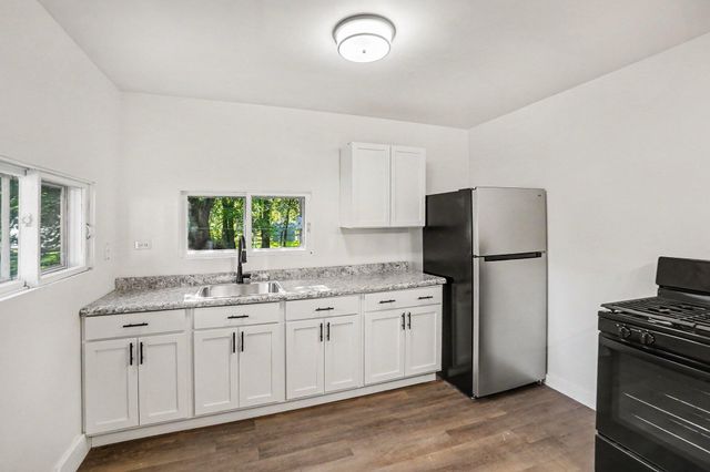 2484 Lincoln Street, Muskegon, MI 49441