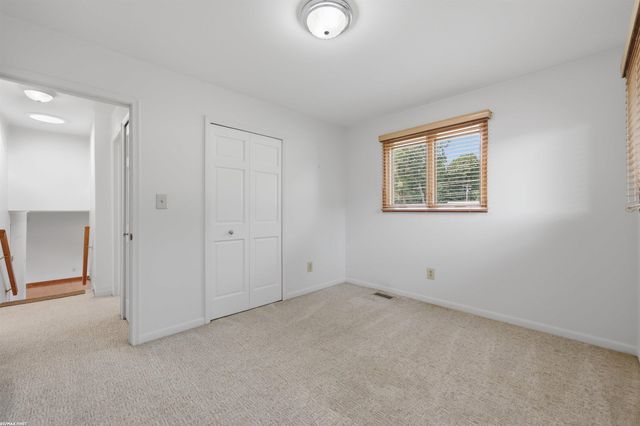 47120 Vanker Avenue, Utica, MI 48317