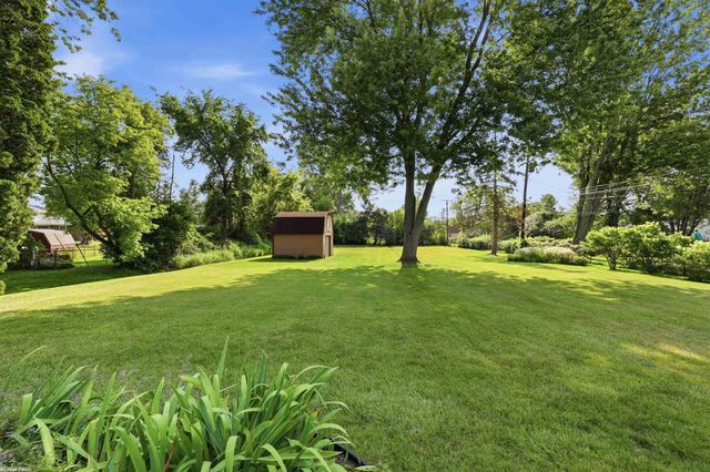 47120 Vanker Avenue, Utica, MI 48317