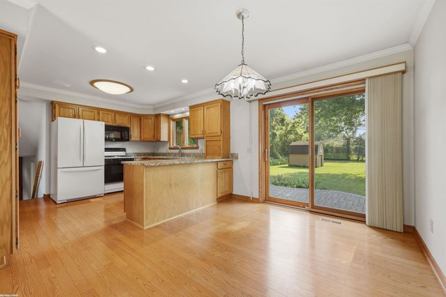 47120 Vanker Avenue, Utica, MI 48317
