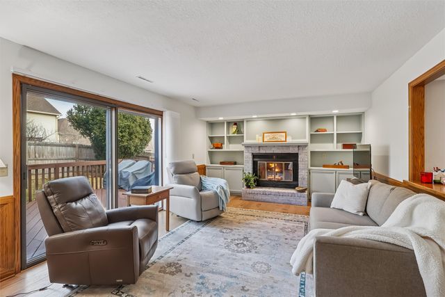 4429 96th Court, Urbandale, IA 50322