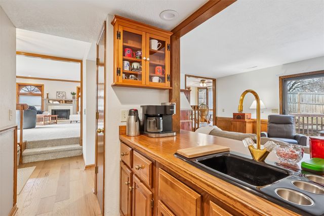 4429 96th Court, Urbandale, IA 50322