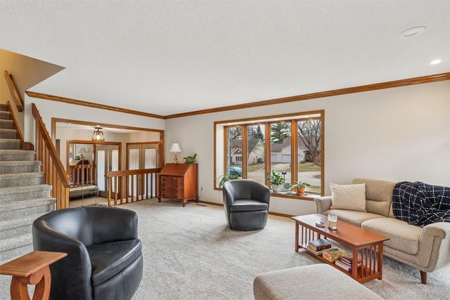 4429 96th Court, Urbandale, IA 50322