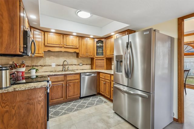 4429 96th Court, Urbandale, IA 50322