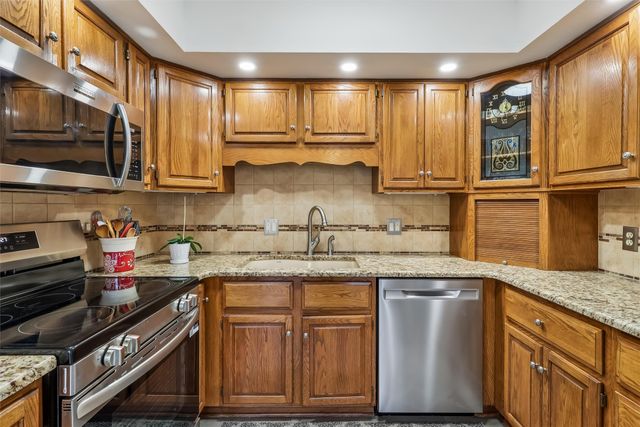 4429 96th Court, Urbandale, IA 50322