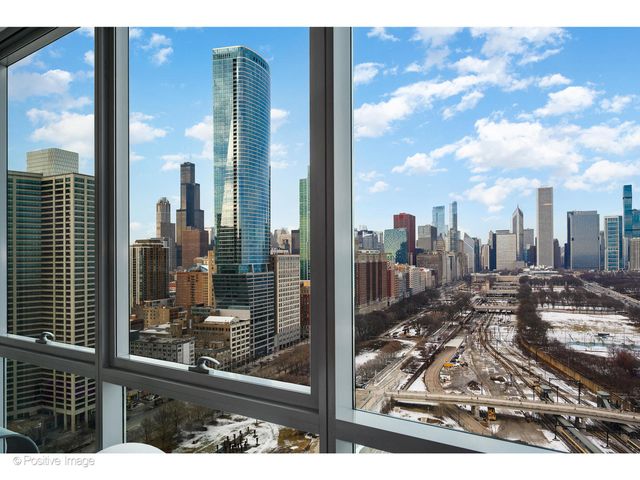 1201 S Prairie Avenue 2402, Chicago, IL 60605