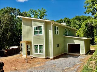 1451 E Broad Street, Athens, GA 30601