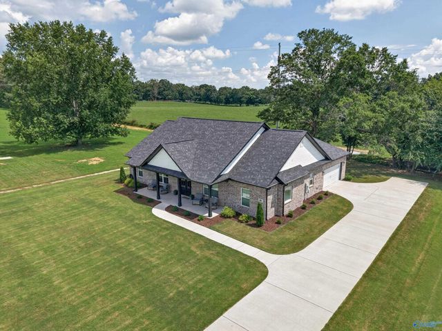 46 Hancock Branch Drive, Fayetteville, TN 37334