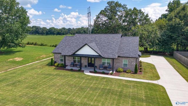 46 Hancock Branch Drive, Fayetteville, TN 37334