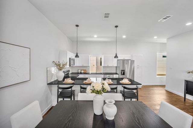 5806 Bryan Parkway 101, Dallas, TX 75206