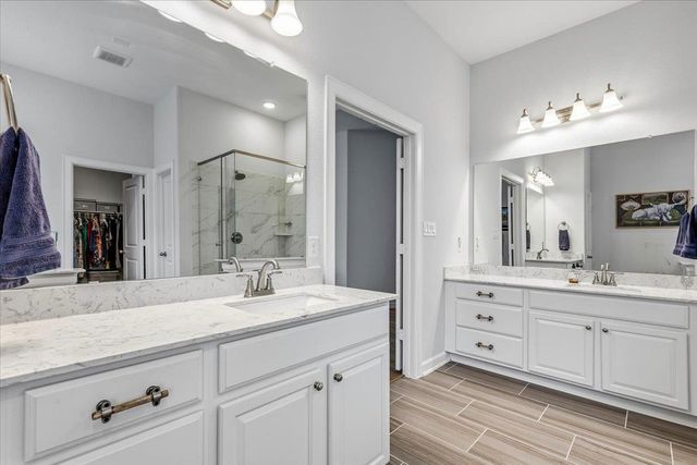 1029 Wild Pecan LOOP, Buda, TX 78610