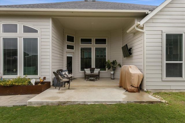 1029 Wild Pecan LOOP, Buda, TX 78610