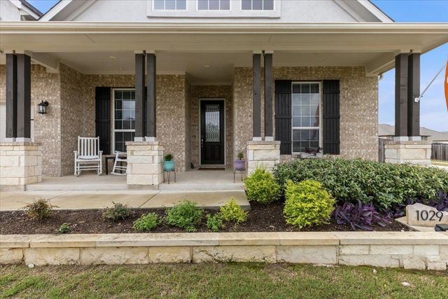 1029 Wild Pecan LOOP, Buda, TX 78610