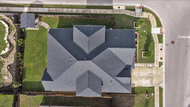 1029 Wild Pecan LOOP, Buda, TX 78610