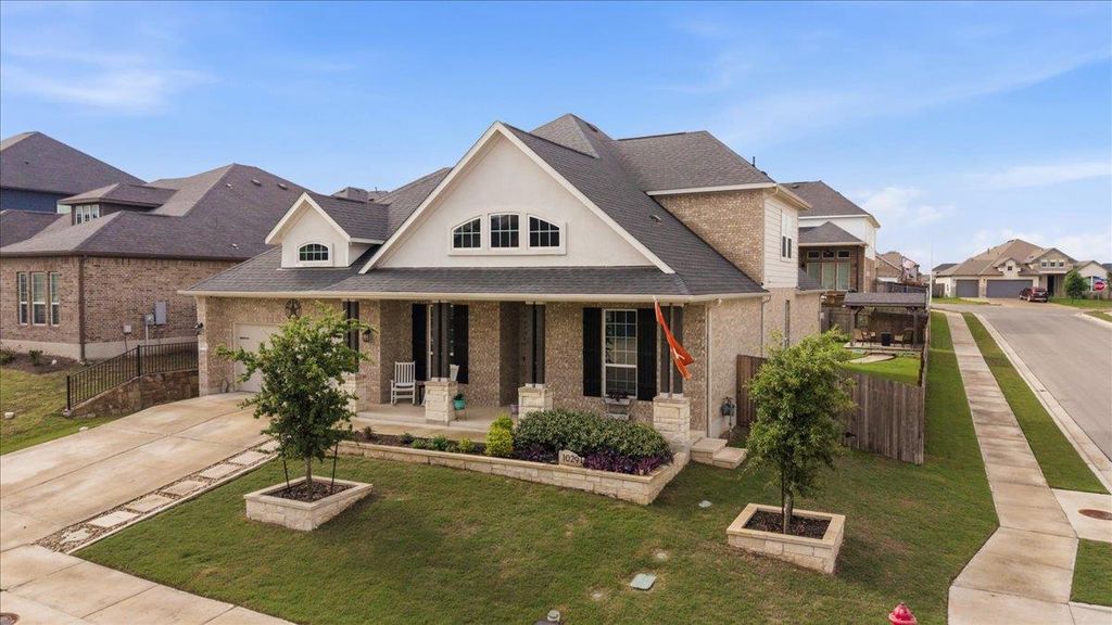 1029 Wild Pecan LOOP, Buda, TX 78610