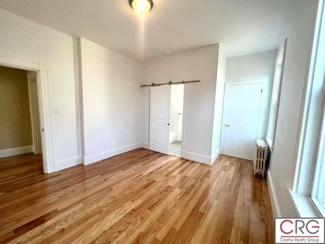 11 Jenison St. 1, Newton, MA 02460