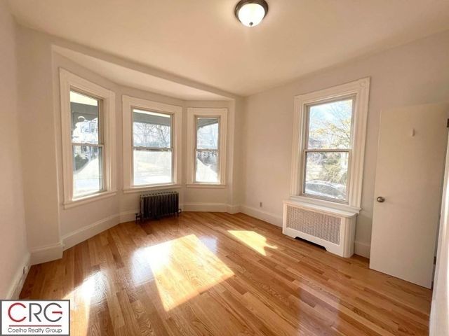 11 Jenison St. 1, Newton, MA 02460