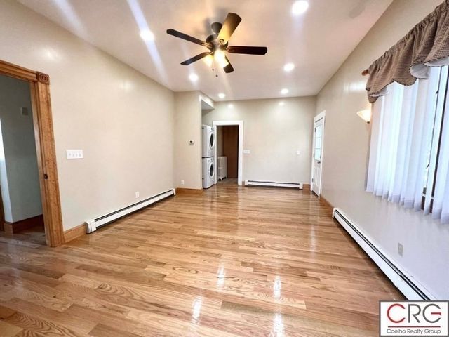 11 Jenison St. 1, Newton, MA 02460